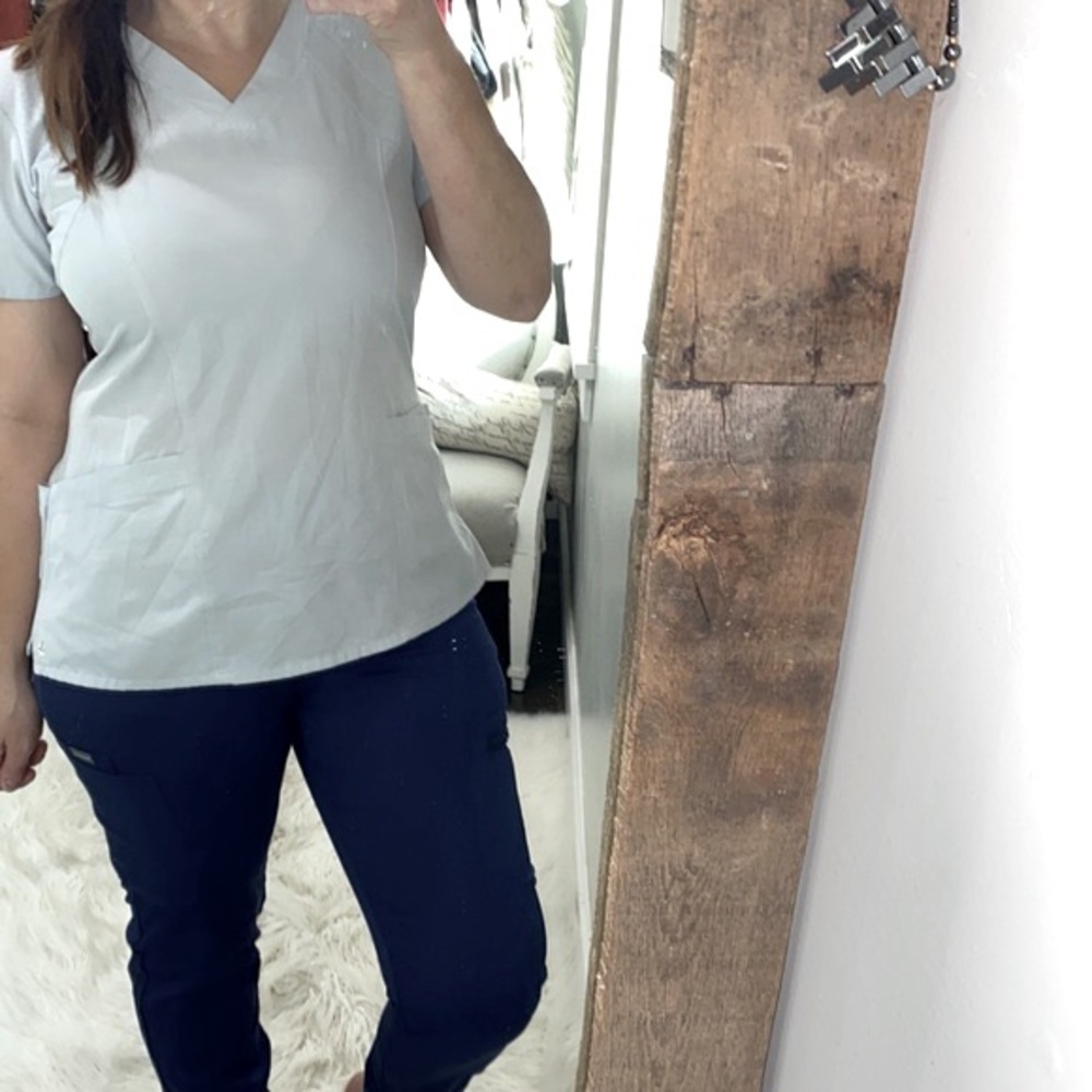 Barco One grey scrubs top size medium